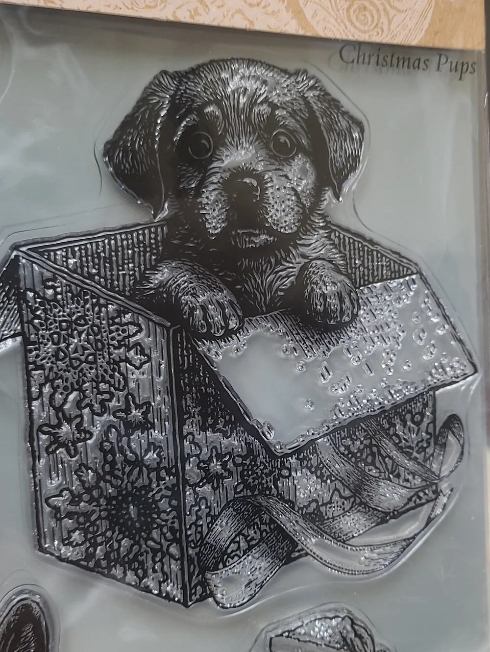 IOD Iron Orchid Designs Christmas Pups 6 Decor Stamps Bonus Reusable Masks 25195